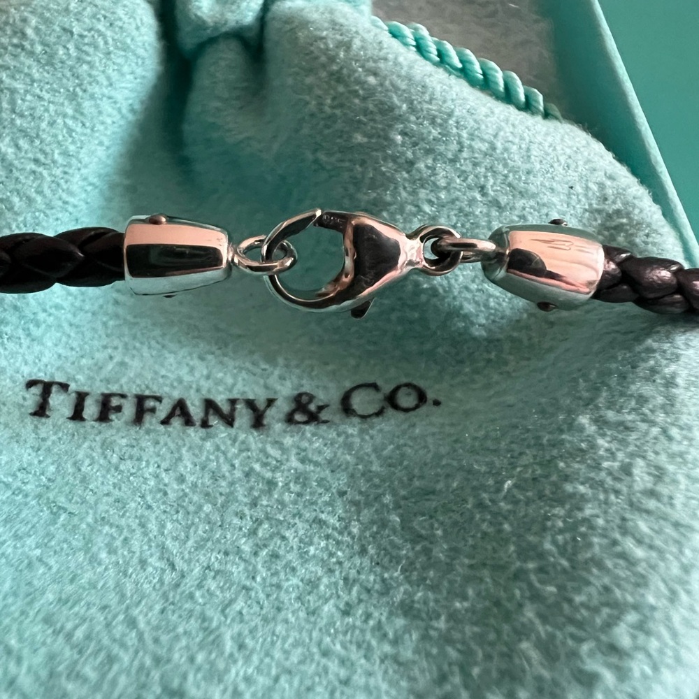 🌸🌸 Authentic Tiffany & Co. Silver Somerset Bead on a Black Braided Neckl… - Picture 4 of 7